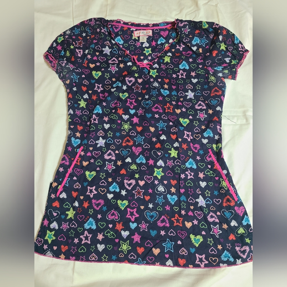 Koi Colorful Patterned Scrub Tops And Pants